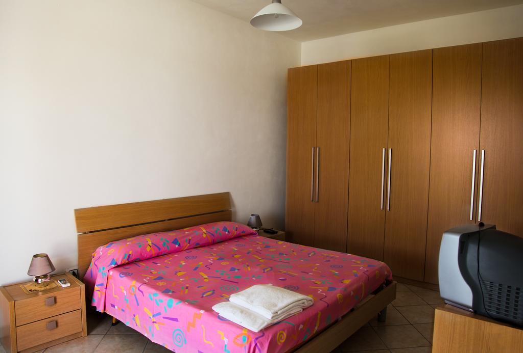 Bed and Breakfast Bonjour Morciano di Leuca Zimmer foto